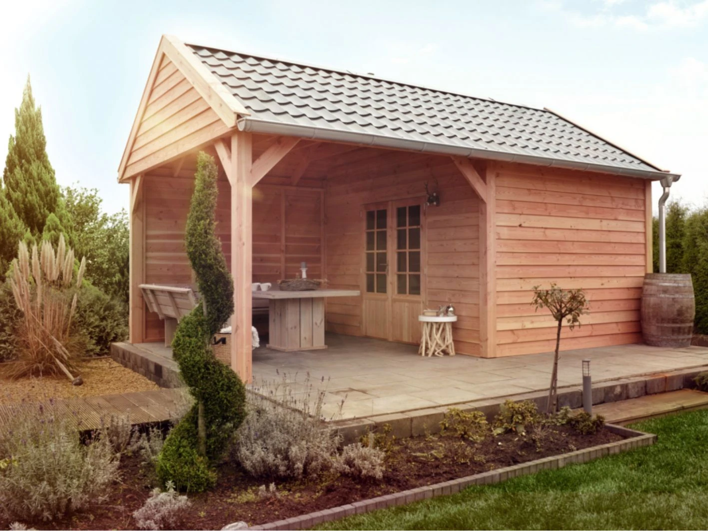 Douglas overkapping zadeldak, 900 x 300, met achterwand en twee zijwanden, Westwood DIY - Afbeelding 7